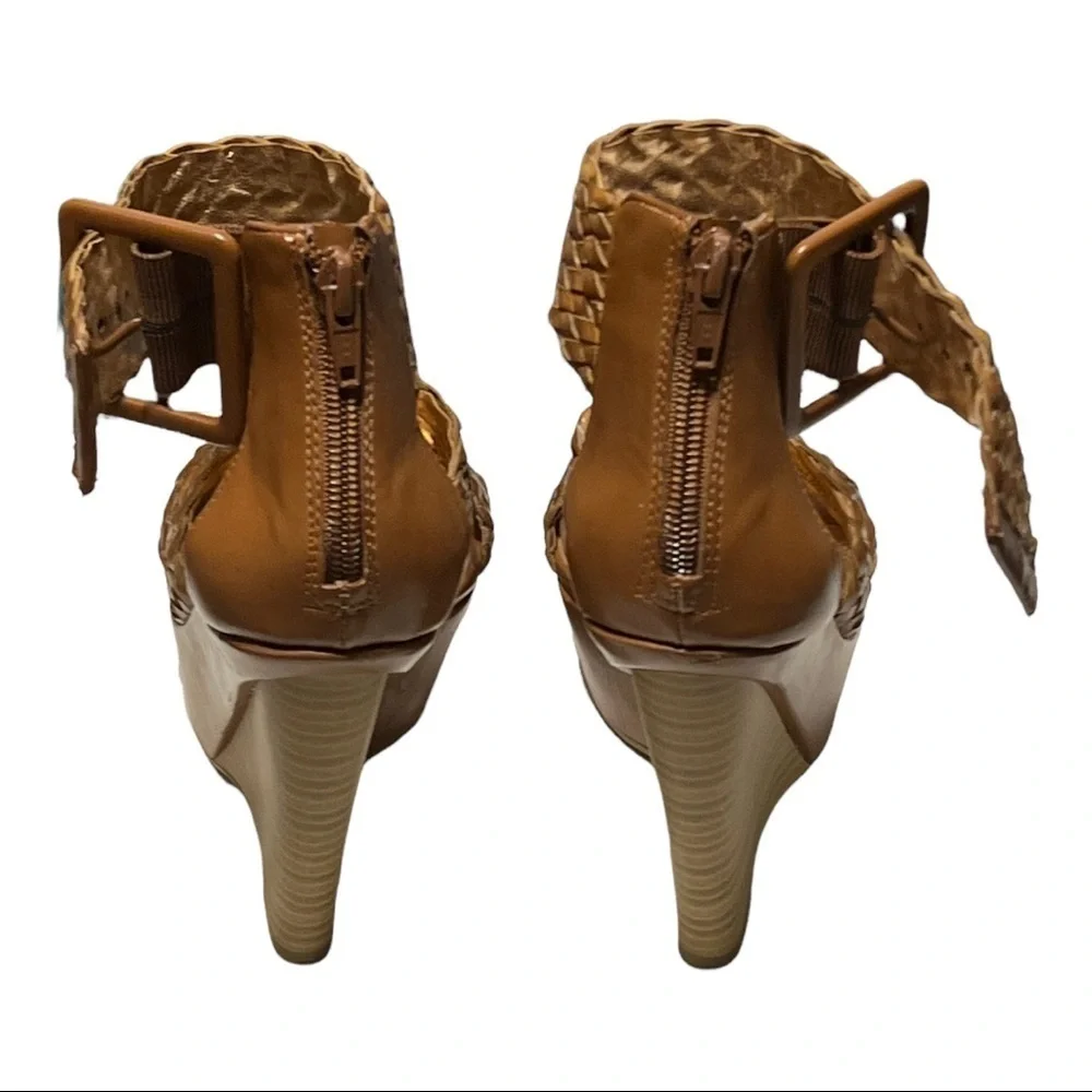 BCBGeneration Candiss Roll Weave Vachetta Open-toe 5”Wedge Platform Sandal 7B